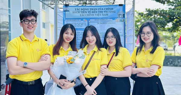 Lời Khuyên Cho Thí Sinh thi vào Học Viện Ngân Hàng